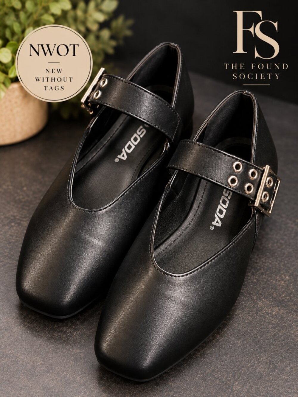 SODA Black Mary Jane Flats Square Toe Grommet Buckle NWOT Size 9